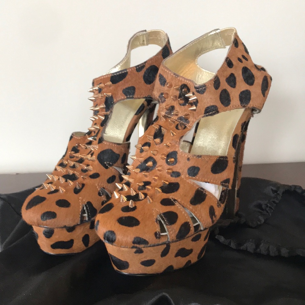 Kandee Shoes Cheetah Print Heels